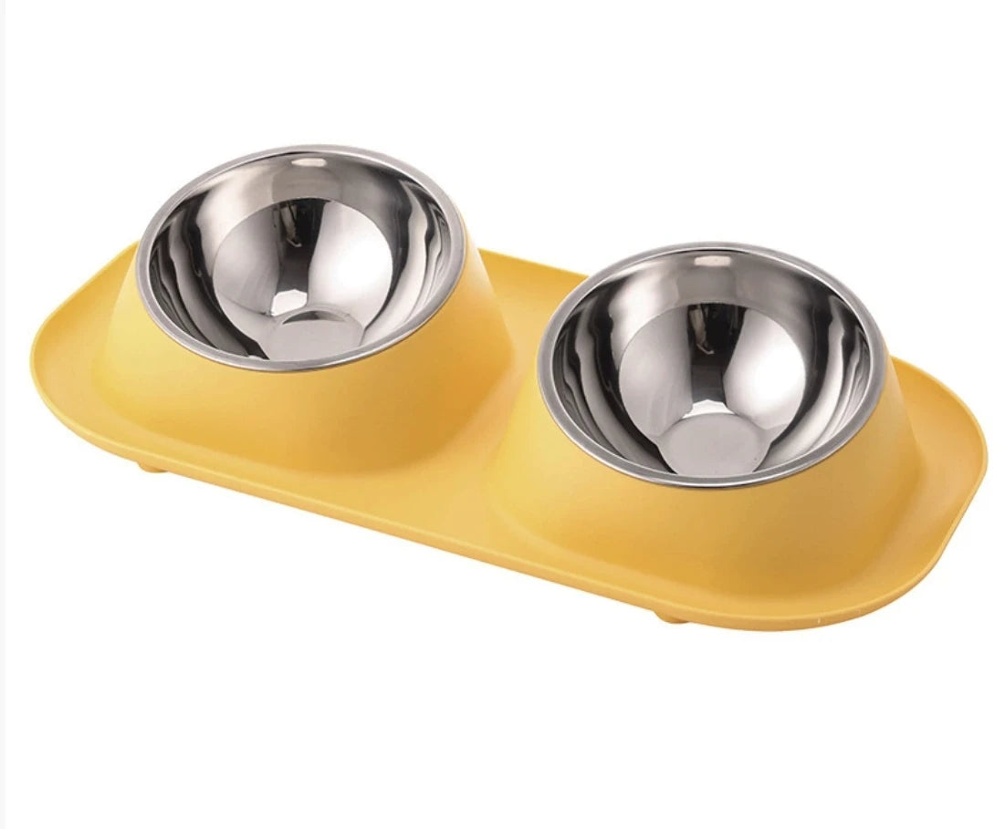 Doppelter Futternapf mit leichter Neigung