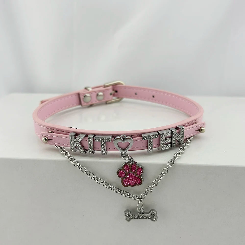 Welpenhalsband mit Kristall, Strassbuchstaben und Knochen-Anhänger