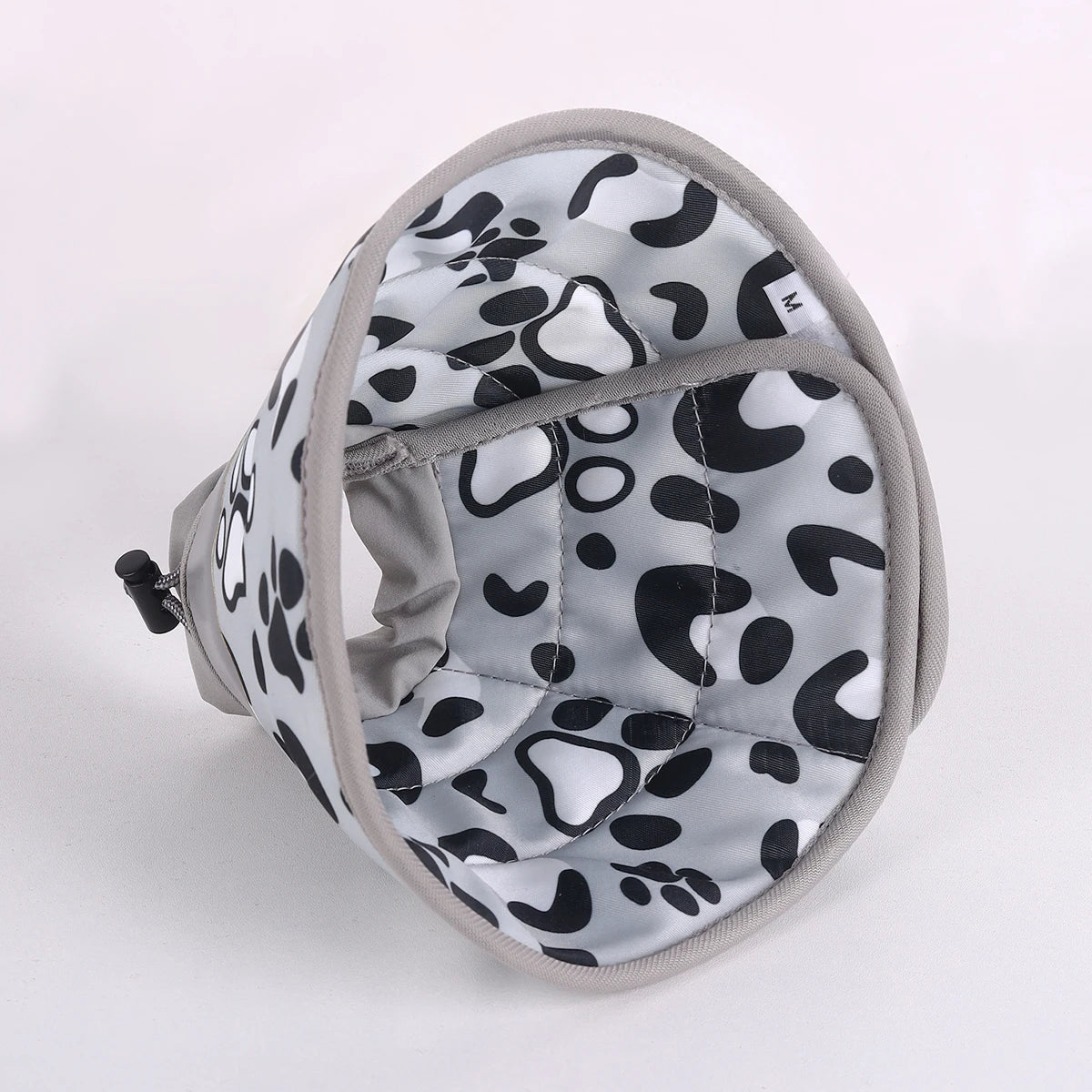 Weicher Katzenkragen mit Muster